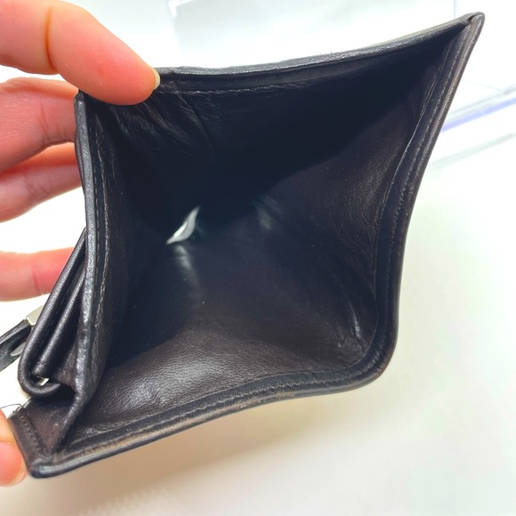 Gucci Jacquard Guccissima and Leather Compact Wallet - Picture 11 of 13